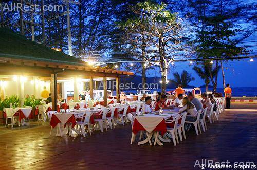 Baan Laimai Beach Resort 9